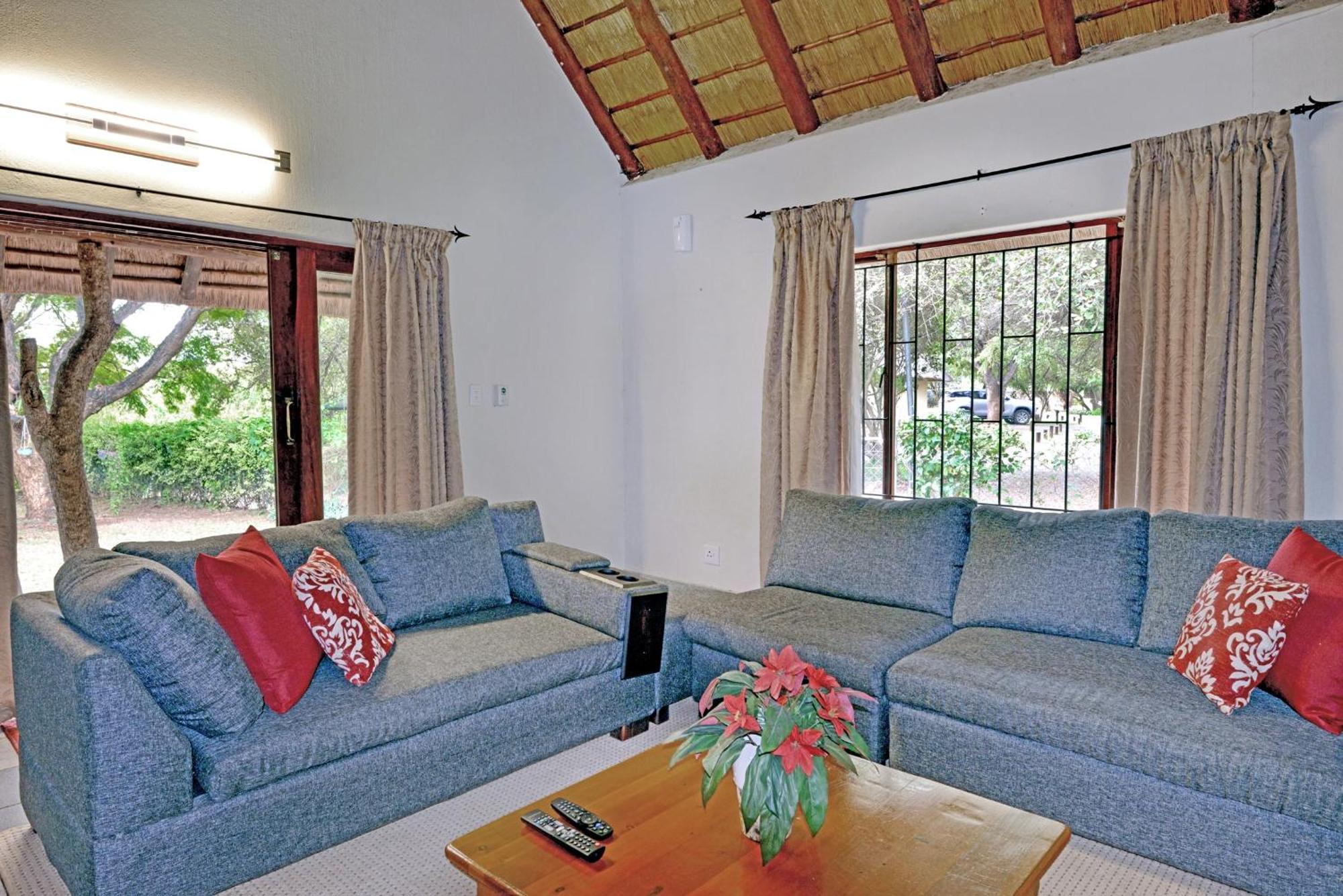 Komati River Chalets Komatipoort Kültér fotó